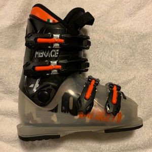 Dalbello Kids ski boots